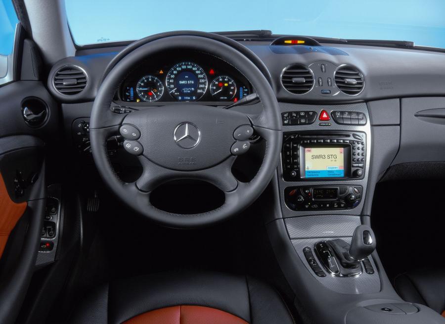  Mercedes-Benz CLK-Class 2003 года  (фото 105 из 163)